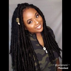 Meet your Posher, Demetria